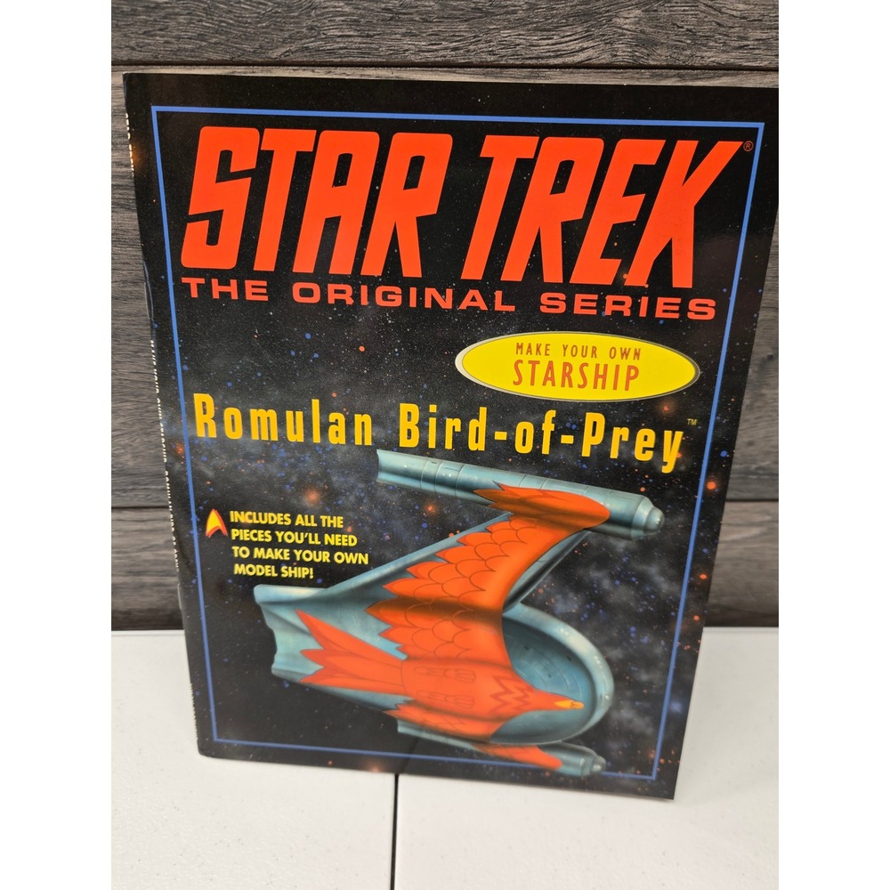 Star Trek Romulan Bird-of-Prey Make Your Own Starship 1997 Model Book TOS